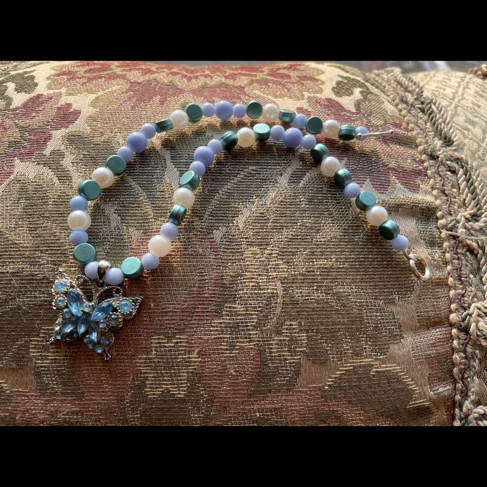 𝐵𝑢𝑡𝑡𝑒𝑟𝑓𝑙𝑦 Kandi Rave Princess Necklace - Picture 6 of 6